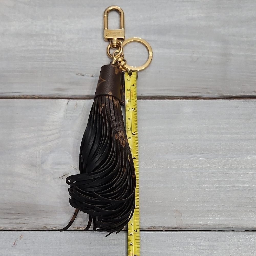 Louis Vuitton Monogram Tassel Charm Key Holder - Picture 9 of 9